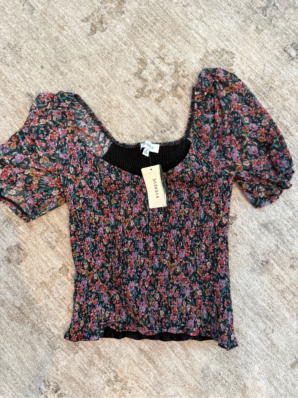 NWT Evereve Black Floral Smocked Puff Sleeve Top